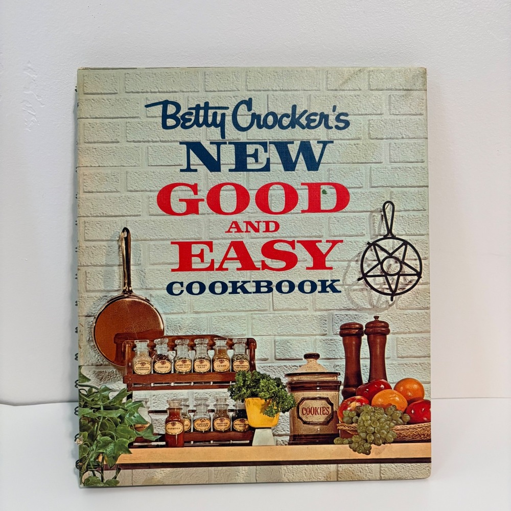 Betty Crocker Cookbook New Good and Easy 1962 1st Edition 11th Print VTG Spiral